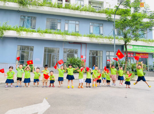 Ba mẹ hãy đồng hành cùng con hướng tới thành công